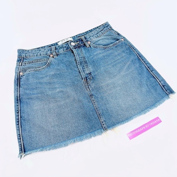 Free People - Rugged A-Line Denim Mini Skirt in Blue size 29 - Picture 5 of 14